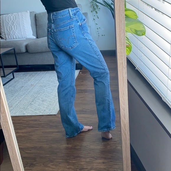 530 Levi’s Classic Relaxed Boot Cut Jeans 8M - Picture 2 of 4